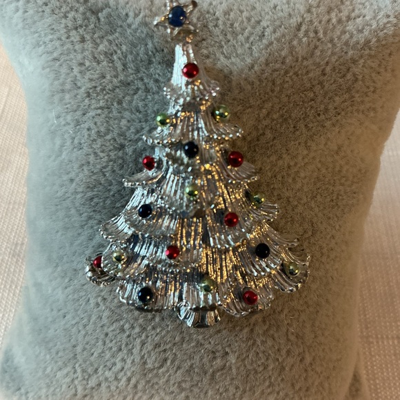 Sarah Coventry Vintage Silver Tone Christmas Tree Jewelry - Sarah Coventry Silver Tone Christmas Tree Brooch